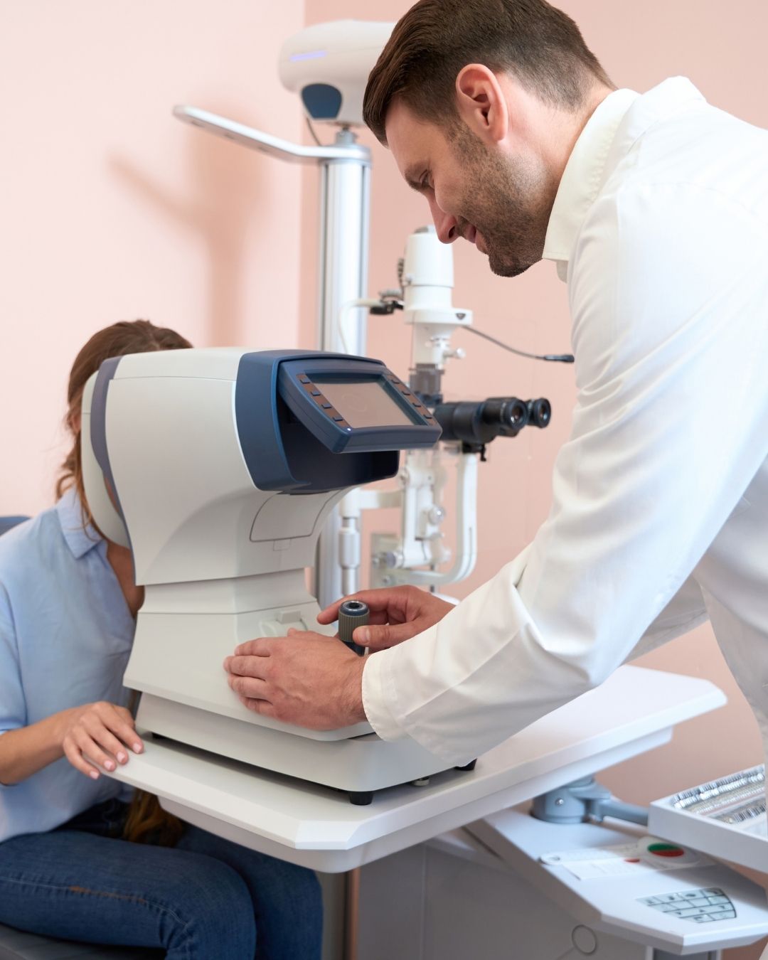 Eye check up